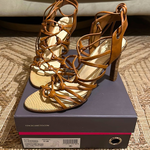BRAND NEW! Vince Camuto VC-SHERINDA Lace Up Heel - Picture 1 of 8